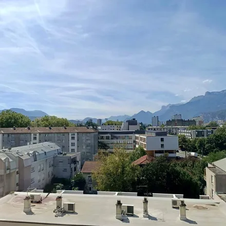 Image 1 - 5 Rue Crépu, 38000 Grenoble, France - Apartment for rent
