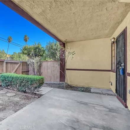 Image 3 - 21501 Pioneer Boulevard, Lakewood, CA 90715, USA - Condo for sale