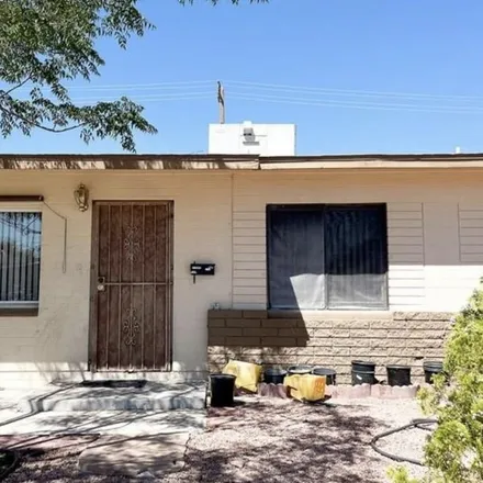 Rent this 4 bed house on J. T. McWilliams Elementary School in Carmen Boulevard, Las Vegas
