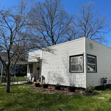 Buy this 3 bed house on 284 East Franklin Street in Crawfordsville, IN 47933