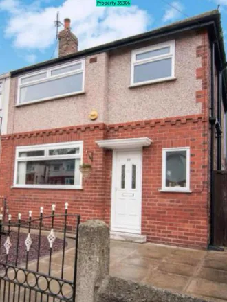 Rent this 3 bed duplex on Parkfield Avenue in Sefton, L30 1PG