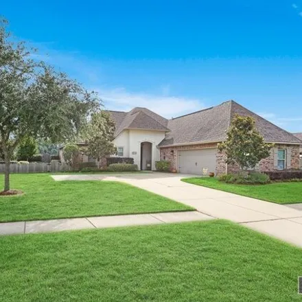 Buy this 3 bed house on 39012 Old Shadow Avenue in Prairieville, LA 70769