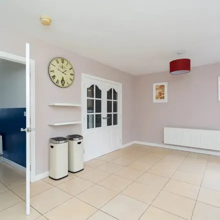 Rent this 4 bed apartment on Mount Eagles Glen in Lisburn, BT17 0GU