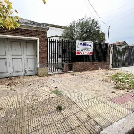 Buy this 2 bed house on Ayacucho 236 in Partido de Morón, Haedo