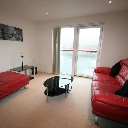 Rent this 1 bed apartment on Trawler Road in Swansea, SA1 1UW