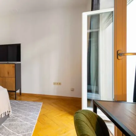 Rent this 4 bed room on Edelweißstraße 4 in 81541 Munich, Germany
