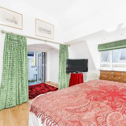 Image 5 - Hortensia House, Hortensia Road, Lot's Village, London, SW10 0QR, United Kingdom - House for rent