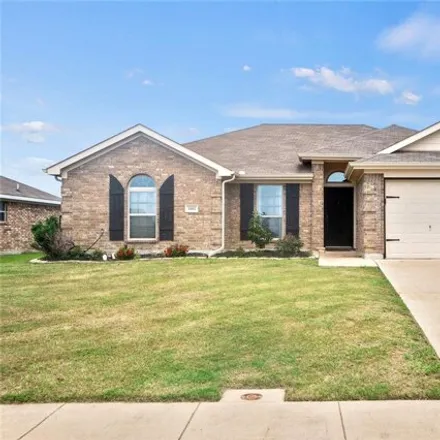 Buy this 3 bed house on 1402 Beacon Hill Drive in Midlothian, TX 76065