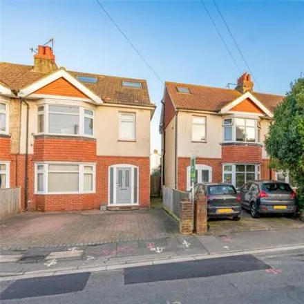 Buy this 4 bed duplex on Saint Andrew's Road in Worthing, BN13 1HL