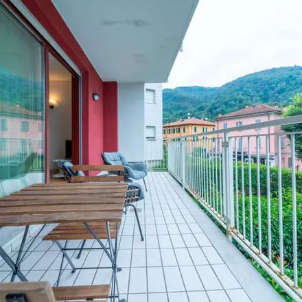 Image 2 - Piazzale Anna Frank, 22026 Como CO, Italy - Apartment for rent