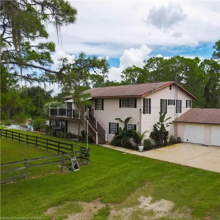 Buy this 4 bed house on 506 Maxanna Avenue in Sebring, FL 33875