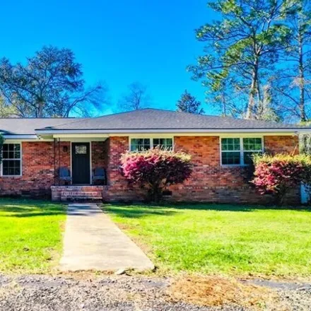 Buy this 4 bed house on 1625 Windsor Drive in Ware County, GA 31501