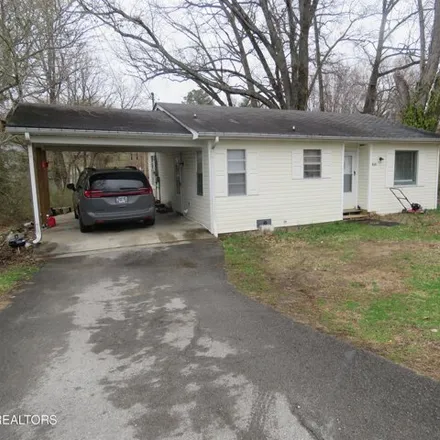 Buy this 2 bed house on 543 Sycamore Street in Cookeville, TN 38501