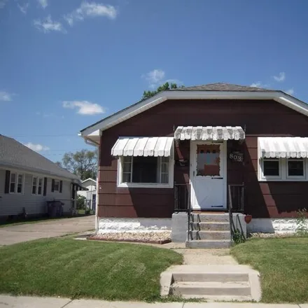 Buy this 2 bed house on 783 Alabama Street in Mishawaka, IN 46544