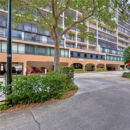 Buy this 2 bed condo on 3241 West Swann Avenue in Aberdeen on Glen, Tampa