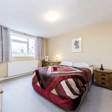 Image 2 - 31 Eaton Rise, London, W5 2HE, United Kingdom - Apartment for rent