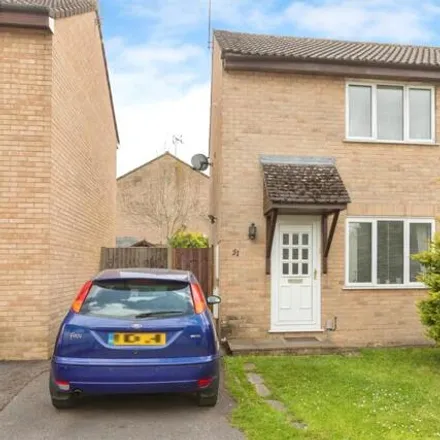 Buy this 2 bed duplex on Manor Way in Chipping Sodbury, BS37 6NX