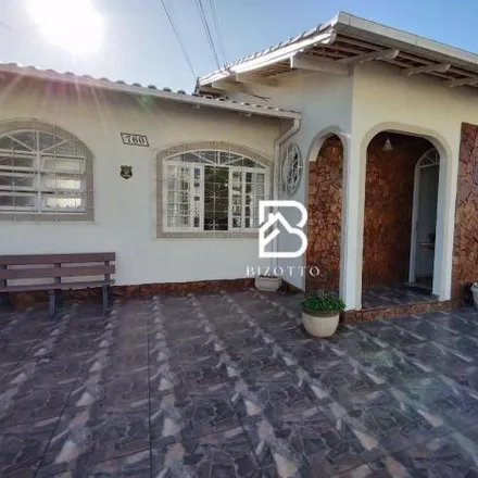 Buy this 5 bed house on Rua Nove de Julho in Ipiranga, São José - SC