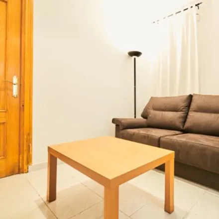 Image 3 - Calle de Andrés Mellado, 49, 28015 Madrid, Spain - Apartment for rent