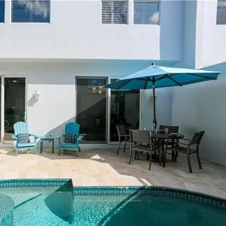 Image 4 - 970 5th Street South, Naples, FL 34102, USA - Townhouse for rent