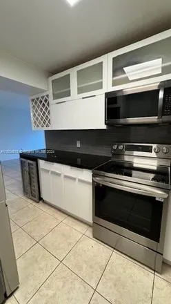 Image 3 - 860 Northeast 78th Street, Miami, FL 33138, USA - Condo for rent