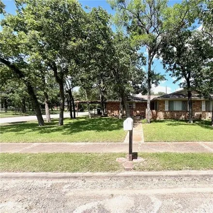 Buy this 4 bed house on 301 Norma Dr S in Waco, Texas