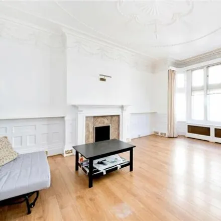 Rent this 4 bed room on Warner Chappell Production Music in 46 Kensington Court, London