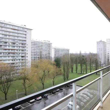 Image 6 - Parc Schuman - Schumanpark, Rue Théodore De Cuyper - Théodore De Cuyperstraat, 1200 Woluwe-Saint-Lambert - Sint-Lambrechts-Woluwe, Belgium - Apartment for rent