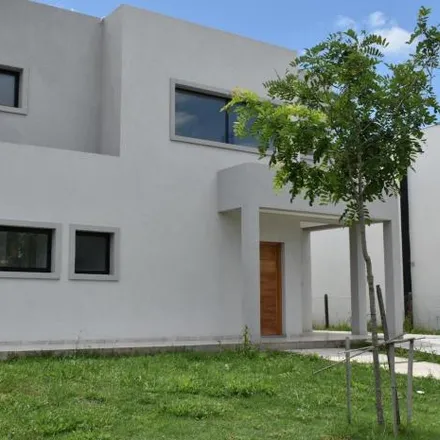 Buy this 3 bed house on Leandro Niceforo Alem in Partido del Pilar, 1635 Presidente Derqui