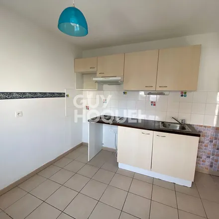 Rent this 4 bed apartment on 360 Chevallier in 33133 Galgon, France