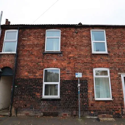 Rent this 4 bed apartment on Newland Street West in Lincoln, LN1 1PH