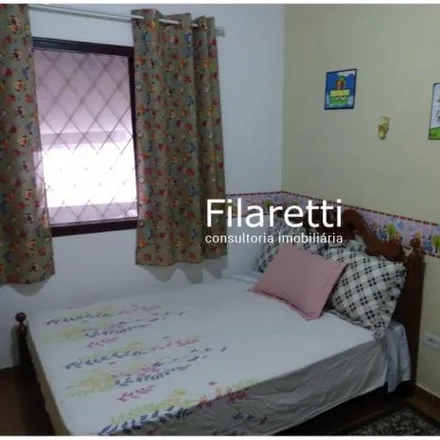 Buy this 2 bed house on Rua Itapagipe in Piracangaguá, Taubaté - SP