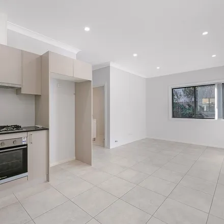 Image 3 - 36 Hall Road, Sydney NSW 2077, Australia - Apartment for rent