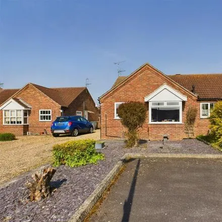 Buy this 2 bed house on Ravensmoor Close in North Hykeham, LN6 9AZ