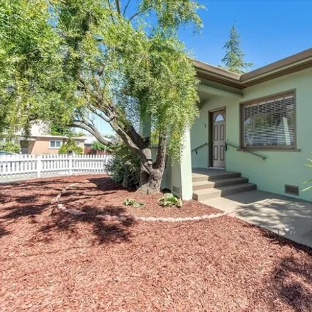 Buy this 2 bed house on 447 Woodland Avenue in San Rafael, CA 94901