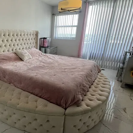 Rent this 1 bed condo on Miami