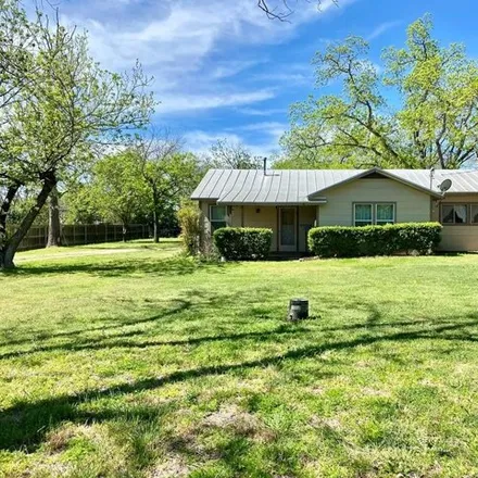 Buy this 2 bed house on 709 W Schubert St in Fredericksburg, Texas