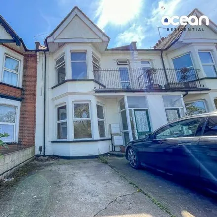 Rent this 2 bed apartment on Chester Avenue in Southend-on-Sea, SS1 2YJ