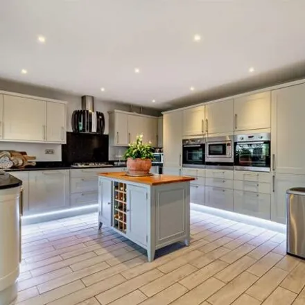 Image 2 - Grove Green Road, Penenden Heath, ME14 5JT, United Kingdom - House for sale