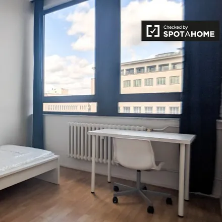 Rent this 3 bed room on Getränke Hoffmann in Leibnizstraße 14, 10625 Berlin