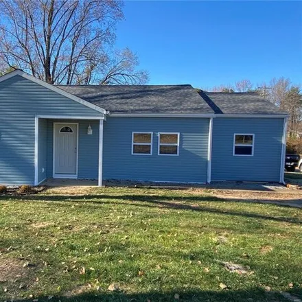 Buy this 3 bed house on 428 Locust Street in Junction City, Madison County