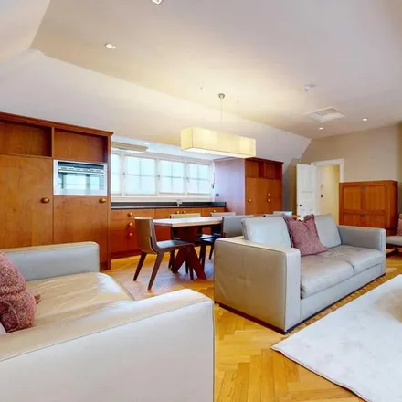 Rent this 2 bed apartment on 28 Aberdeen Place in London, NW8 8JR