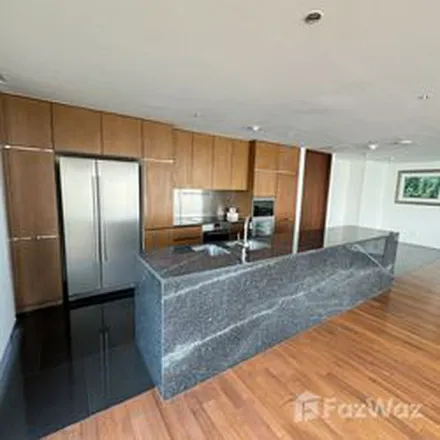 Rent this 3 bed apartment on Hansar Hotel in Soi Mahatlek Luang 2, Witthayu