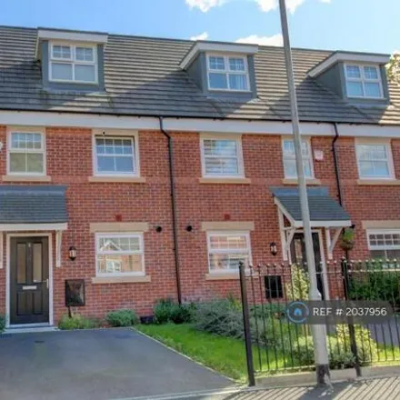 Rent this 3 bed townhouse on Norway Maple in Manchester, M9 7GT