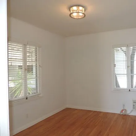 Image 7 - 1189 North Genesee Avenue, West Hollywood, CA 90046, USA - Condo for rent