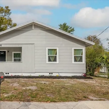 Buy this 3 bed house on 3033 Dixie Avenue in Sarasota, FL 34234