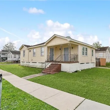 Buy this 2 bed house on 2642 Mexico Street in New Orleans, LA 70122