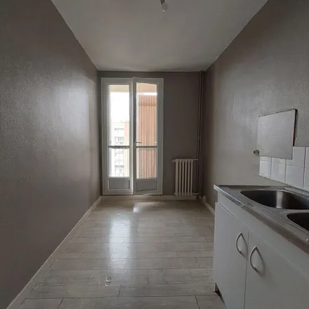 Image 3 - 97 Rue de la Coutelière, 86000 Poitiers, France - Apartment for rent