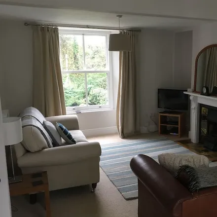 Rent this 3 bed townhouse on Penzance in TR19 6TY, United Kingdom