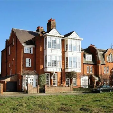 Buy this 6 bed house on Camp View in London, SW19 4UL